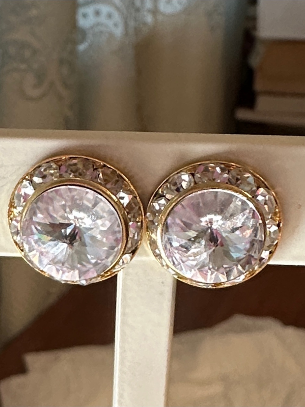 Gold-Tone Clear Rhinestone Crystal Round Clip-On‎ Earrings